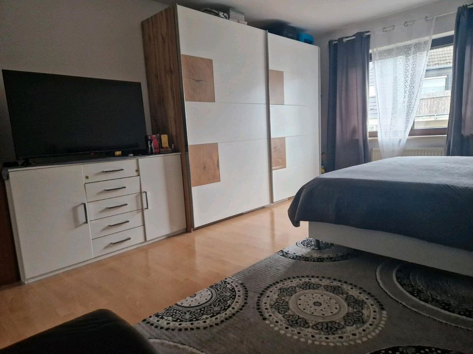 Nachmieter für schöne 3 Zimmer-Wohnung gesucht! in Düsseldorf