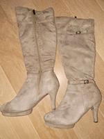 Velourleder Stiefel 40 hoch Plateau Absatz braun Bayern - Weyarn Vorschau