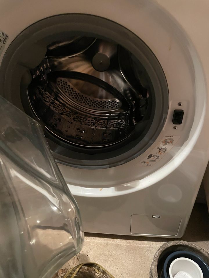 LG Waschmaschine, wie neu! in Bielefeld