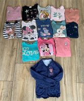 Kleidungspaket Gr. 110, 13 dünne Langarm-Shirts, 1 Strickjacke Nordrhein-Westfalen - Salzkotten Vorschau