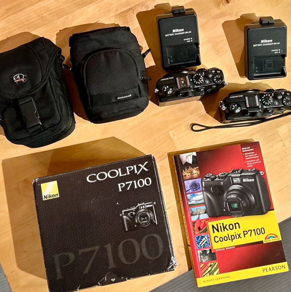 Nikon Coolpix P7100 / Bundle = 2 im Set / Kamera x2 + Zubehör in Berlin