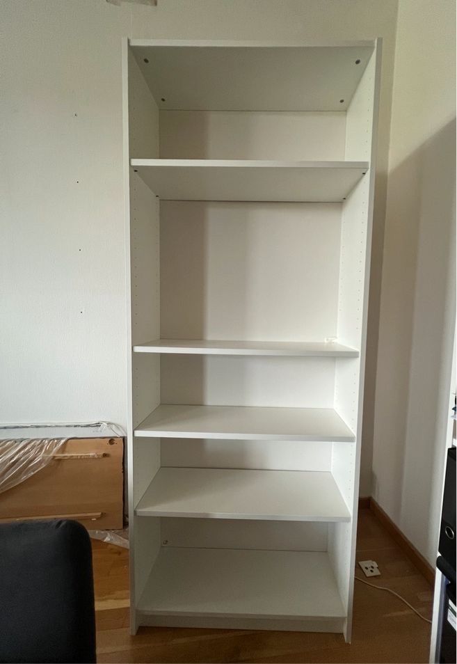 IKEA Billy Bücherregal, weiß, 80x28x202 cm in Berlin