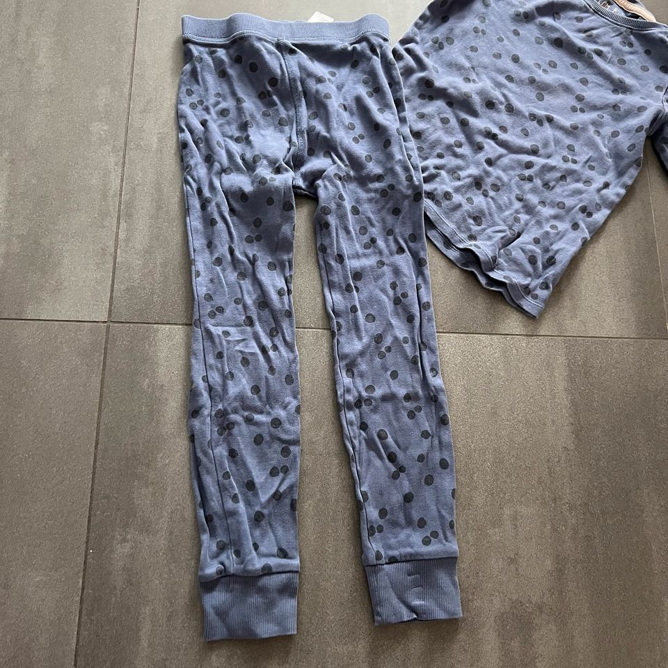 Top Next Pyjama Schlafanzug blau mit Punkten Größe 6-7 122 in Mauer
