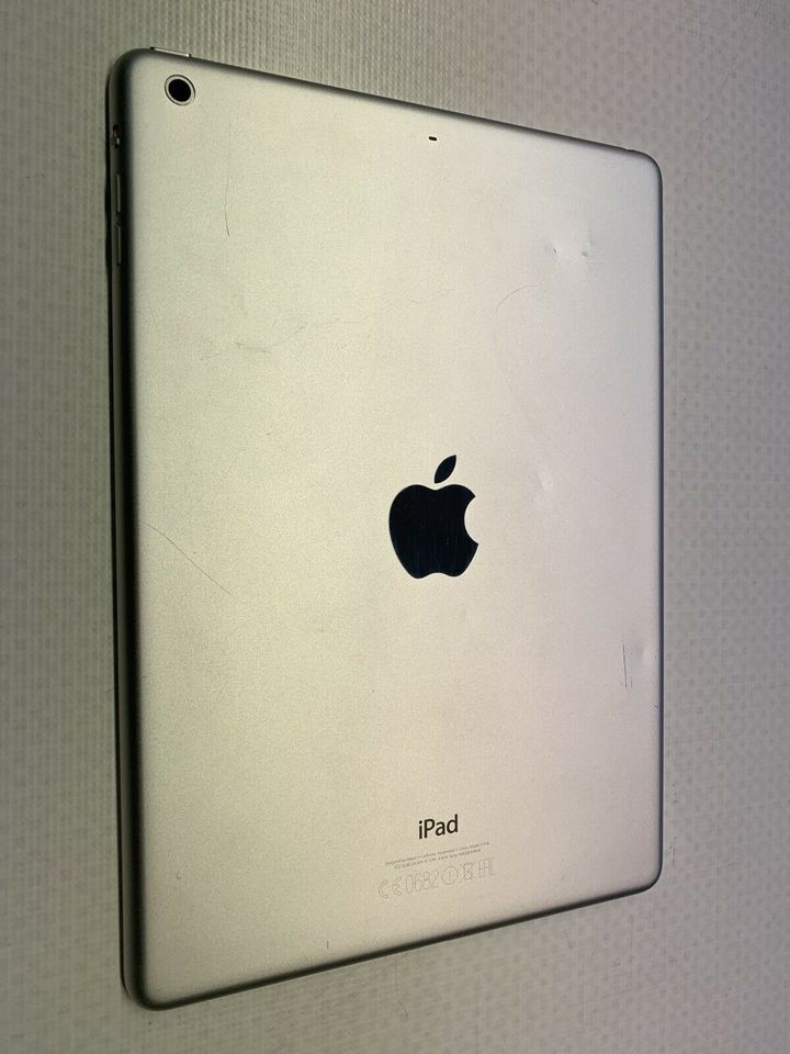 Apple Gehäuse 9,7“iPad Air A1474 original WiFi Silber Spacegrau in Homburg