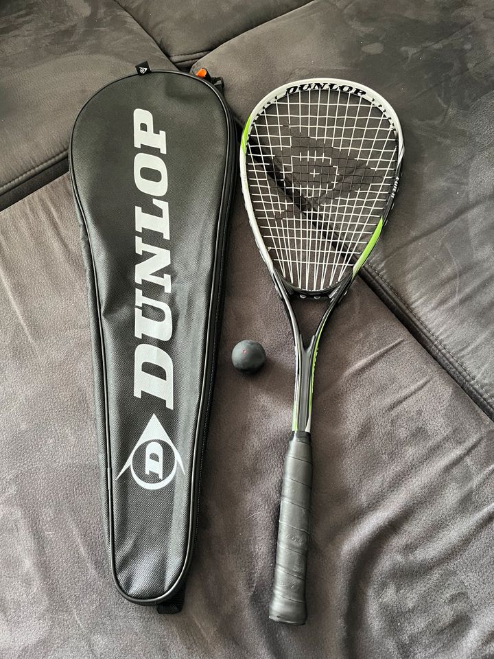 Squashschläger Dunlop Racket (wie NEU) in Bad Soden am Taunus