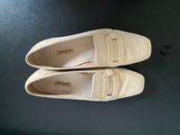 Paul Green Slipper  Wildleder creme/beige in Größe 7,5 (41) München - Pasing-Obermenzing Vorschau