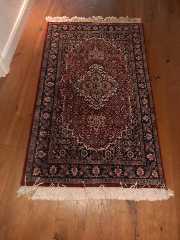 Orient Teppich rot 92 cm x 159 cm in Bramsche