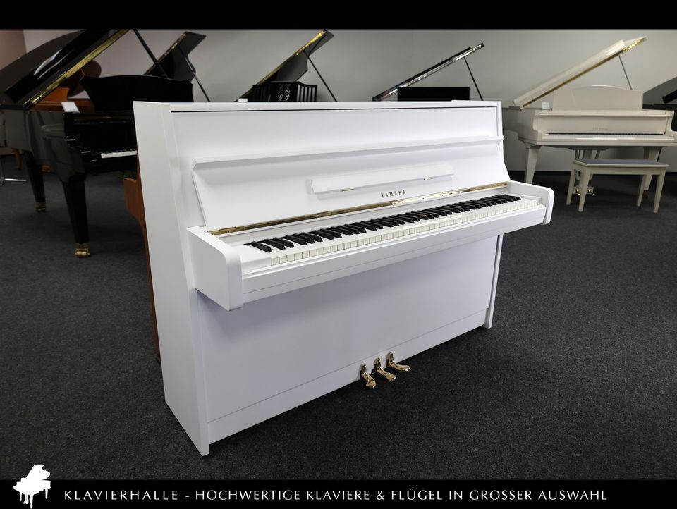 Sehr schönes Yamaha Klavier, weiss satiniert ★ neuwertige Optik in Geist