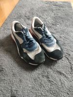 Puma Sneaker Schuhe grau blau Größe 46 Nordrhein-Westfalen - Minden Vorschau