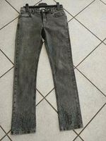 Heine Damen Jeans Straight Leg, Gr. 40 mit Pailetten an den Hosen Nordrhein-Westfalen - Rüthen Vorschau