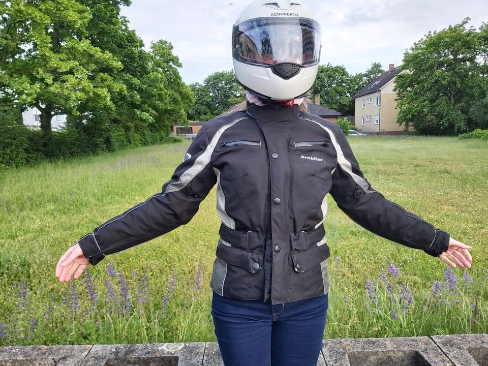 Motorradjacke Damen Gr. 36 in Mainz