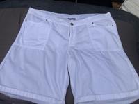 neue weiße Shorts/ Bermudas (knielang) Schleswig-Holstein - Altenholz Vorschau