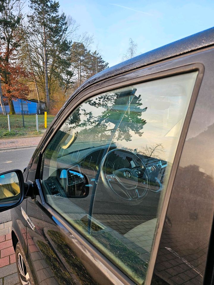 VW T6 Dichtungsset für Fahrertür in Schwalbach a. Taunus