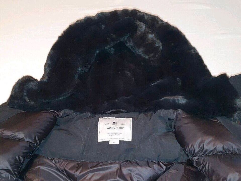 WOOLRICH Luxury Boulder Jacke Parka Gr 42 XL schwarz NEU Etikett in Köln