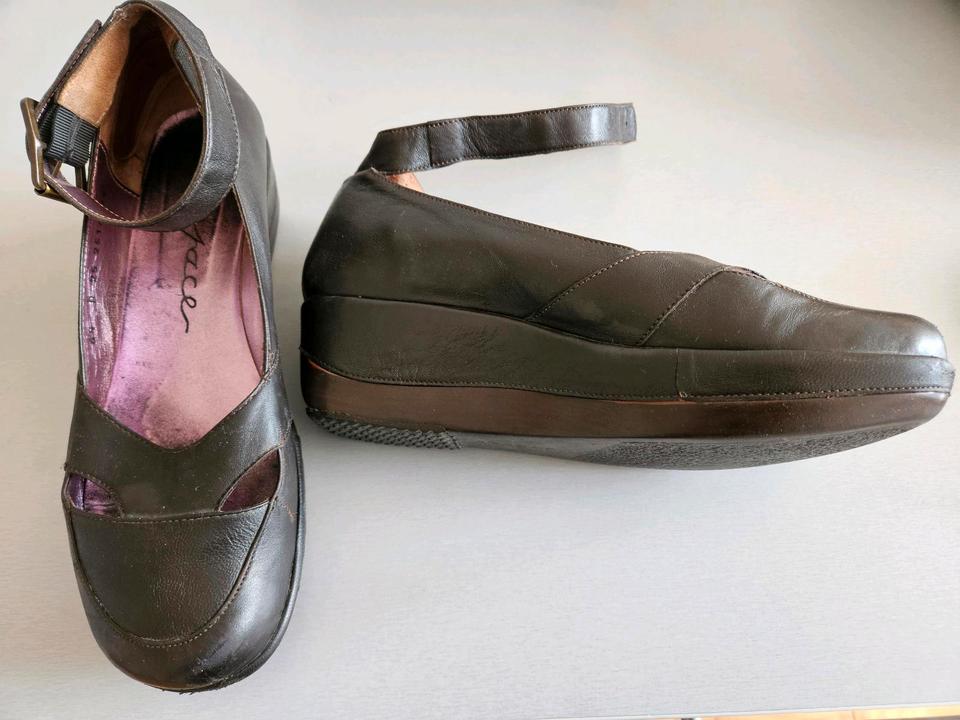 Robert Clergerie (Espace), Plateauschuhe, braun, Gr. 38-38,5 in Berlin