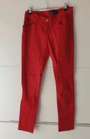 Madonna Jeans rot Gr. S Nordrhein-Westfalen - Brakel Vorschau