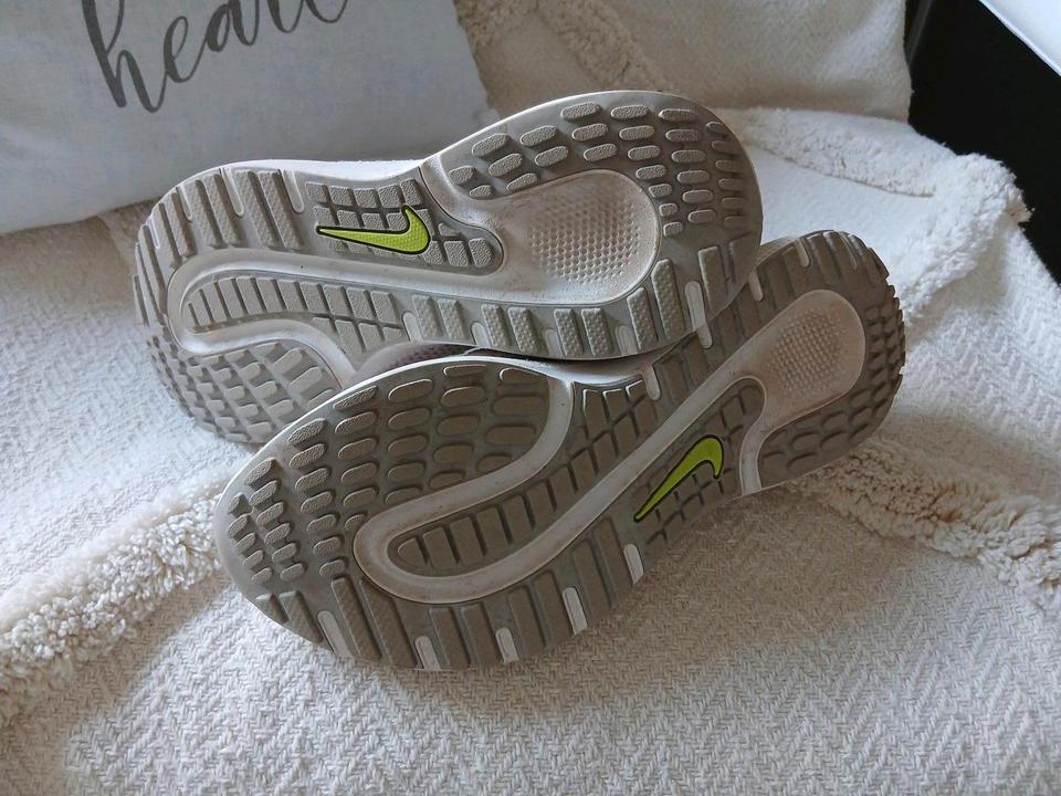 Nike Running react Gr. 39 eher 38 Sneaker Damen Turnschuh in Nohfelden