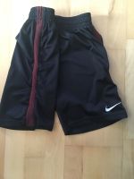 Dri fit Nike Sporthose Shorts sportshorts 128 Niedersachsen - Göttingen Vorschau