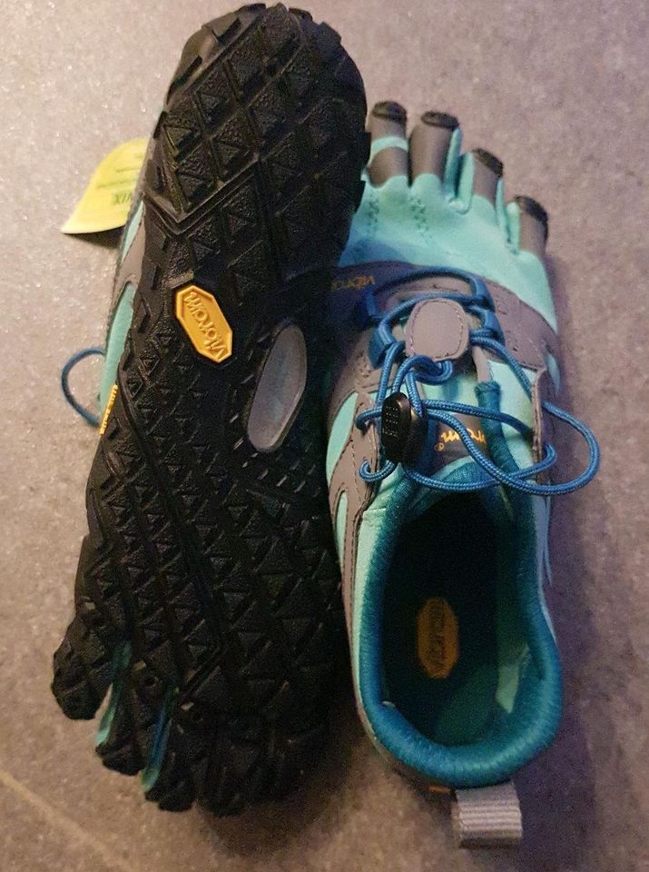 Vibram Fivefingers Laufschuhe Größe 36 neu in Krefeld