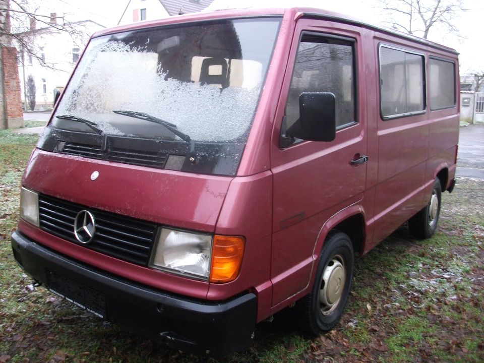 MB 100 D-KB ORIGINAL SONDERMODELL LA VIDA AMG in Leipzig