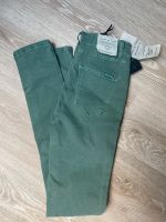 Circle of Trust Jeans Zara Khaki NEU waldgrün size 24 25 26 Niedersachsen - Osterholz-Scharmbeck Vorschau