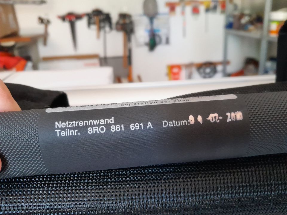 Trennetz AUDI Q5 mit Tasche Netztrennwand 8RO 861 691 A in Storkow (Mark)