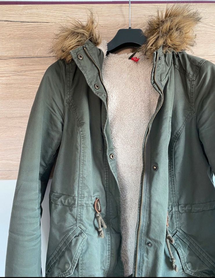 Winterjacke Damen Gr S Khaki in Katlenburg-Lindau