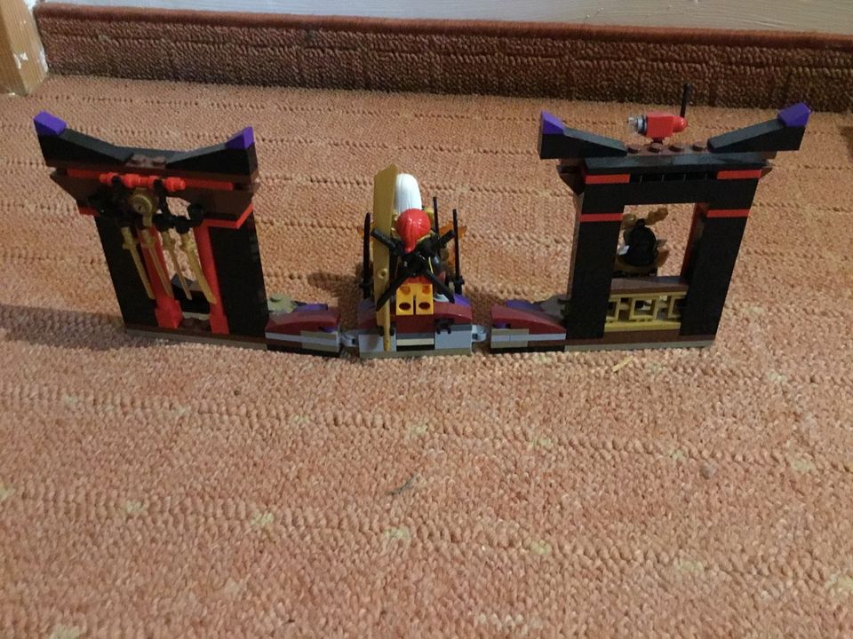 Lego Ninjago Duell im Thronsaal 70651 in Helbedündorf