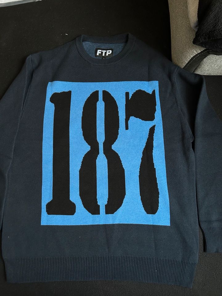 FTP 187 Stick Pulli in Auerbach (Vogtland)