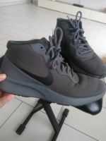 Nike Schuhe Sneaker Gr. 41 schwarz Baden-Württemberg - Waldenbuch Vorschau