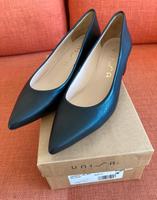 PUMPS Unisa , Gr.40 , schwarz Niedersachsen - Garbsen Vorschau