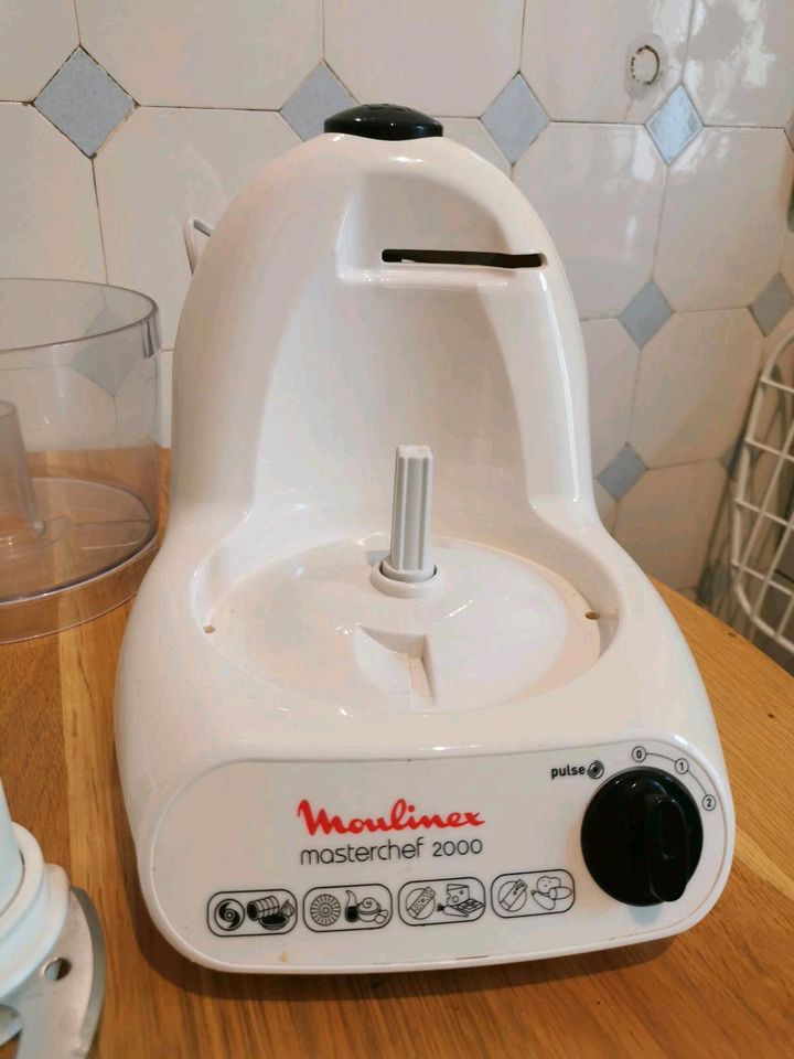 Moulinex MasterChef 2000 Küchenmaschine Zerkleinerer Mixer in Hamburg