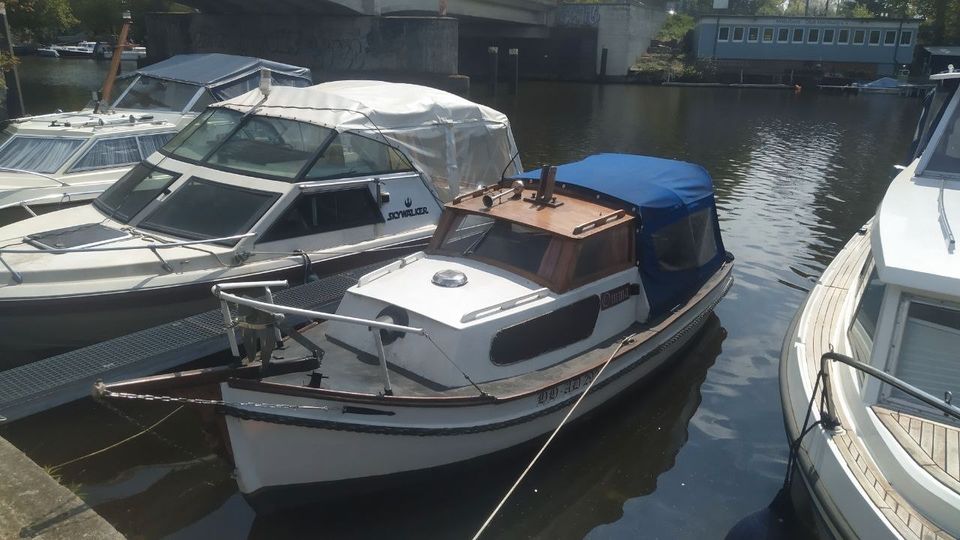 Motorboot/ Tuckerboot/15PS Führerscheinfrei in Hamburg