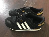 Top Adidas Schuhe Größe 40,5 Kr. München - Grünwald Vorschau