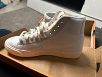 Nike Blazer MID VNTG 77 Baden-Württemberg - Nagold Vorschau
