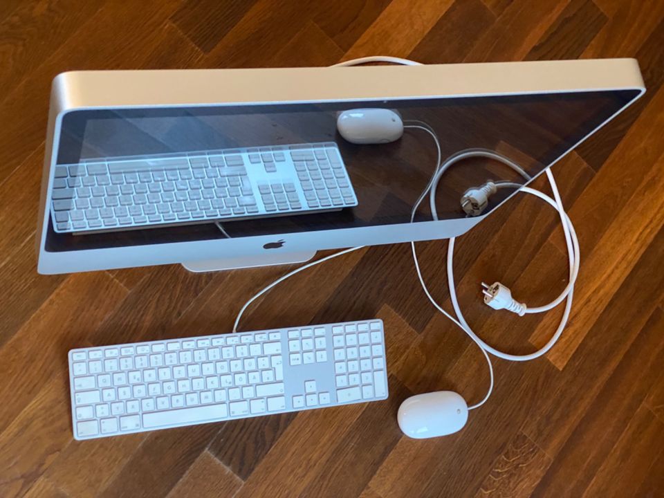 iMac 24 Zoll Core 2 Duo 2.4 (Mitte 2007), Tastatur/Maus in Wiesbaden