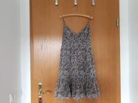 Hollister Kleid mit Blumenmuster, Gr. 36 Hessen - Griesheim Vorschau