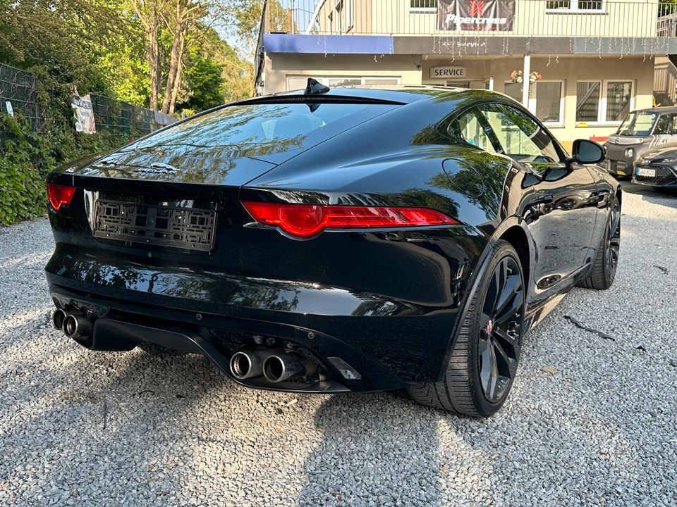 Jaguar F Type R Deutsches Fahrzeug Scheckheft VOLL in Berlin