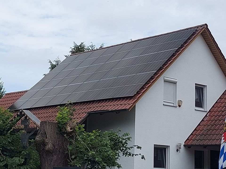 *PV-ANLAGE*10 KWP *9,6 KWH SPEICHER*INKL. MONTAGE*PHOTOVOLTAIK* in Gangkofen