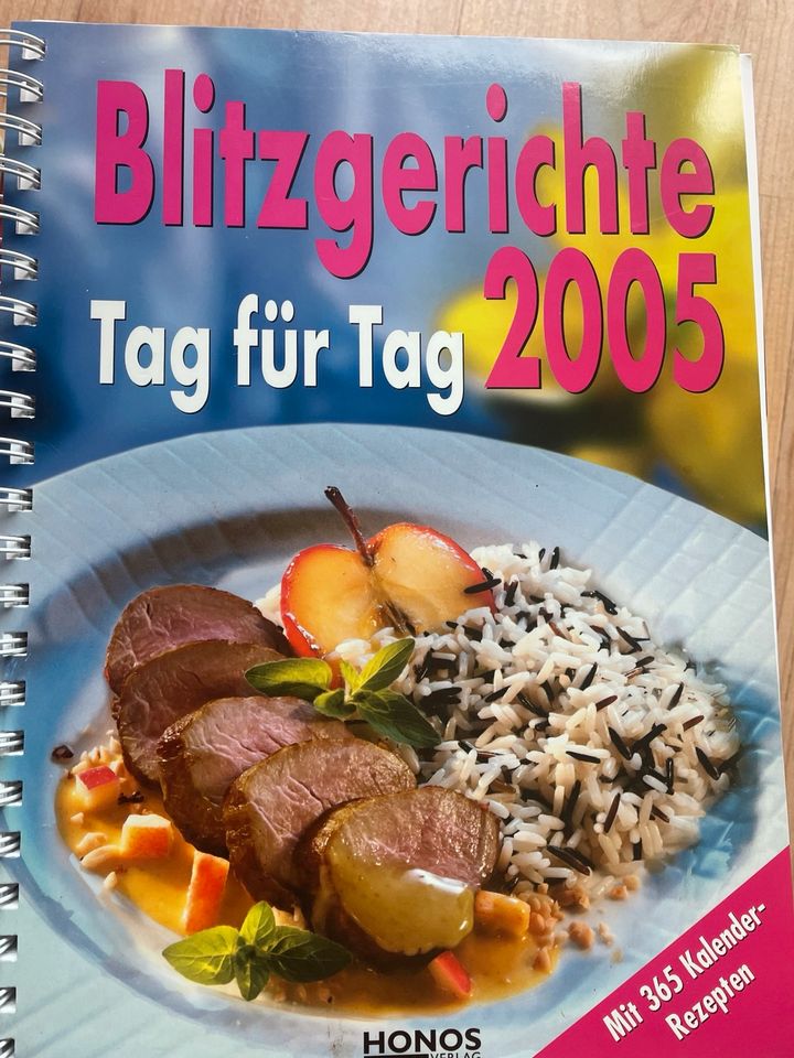Sammlung Kochbücher Rezeptbücher Konvolut in Markt Erlbach