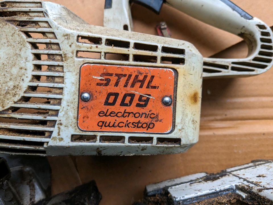 Stihl 009 in Einzelteilen in Schleiz