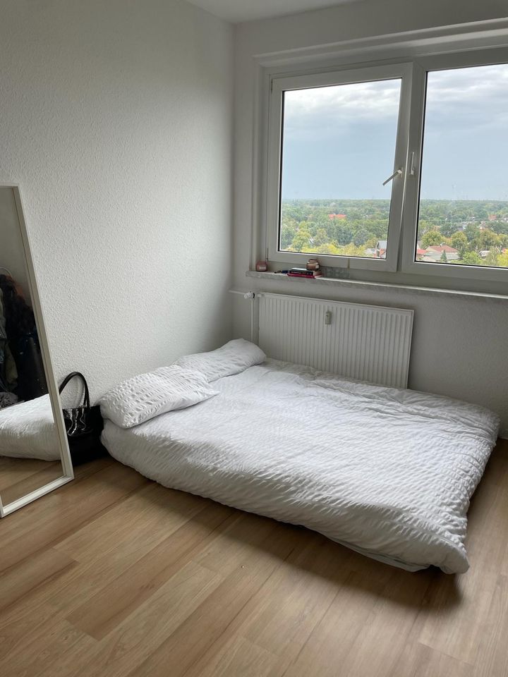 2 rooms (19 m2 & 16 m2) for rent for 2 people, girls + Anmeldung! in Berlin