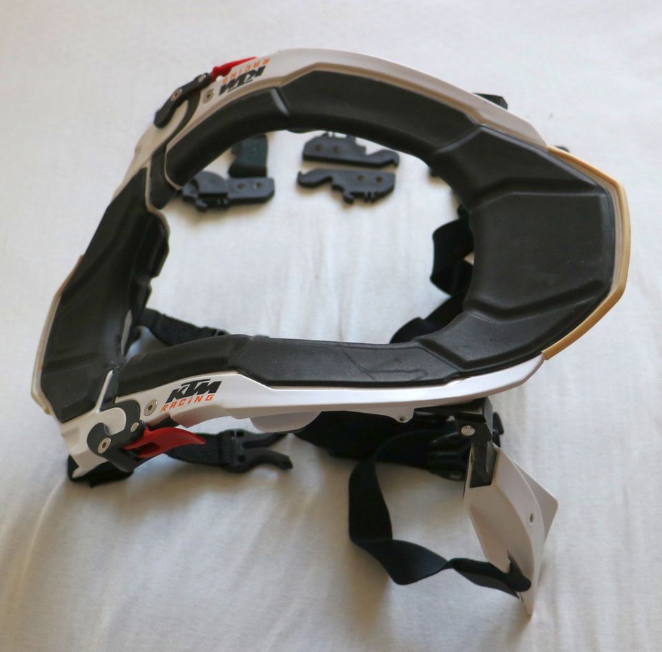 Leatt KTM STX Road Neck Brace Nackenschutz Supermoto Gr. L/XL in Freiburg im Breisgau