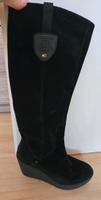 Tommy Hilfiger Stiefel mit Keilabsatz Gr.40 Sachsen - Taucha Vorschau