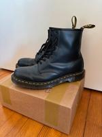 NEUWERTIG! Dr. Martens 1460 Glattleder Größe 42 Marineblau Bayern - Wörthsee Vorschau