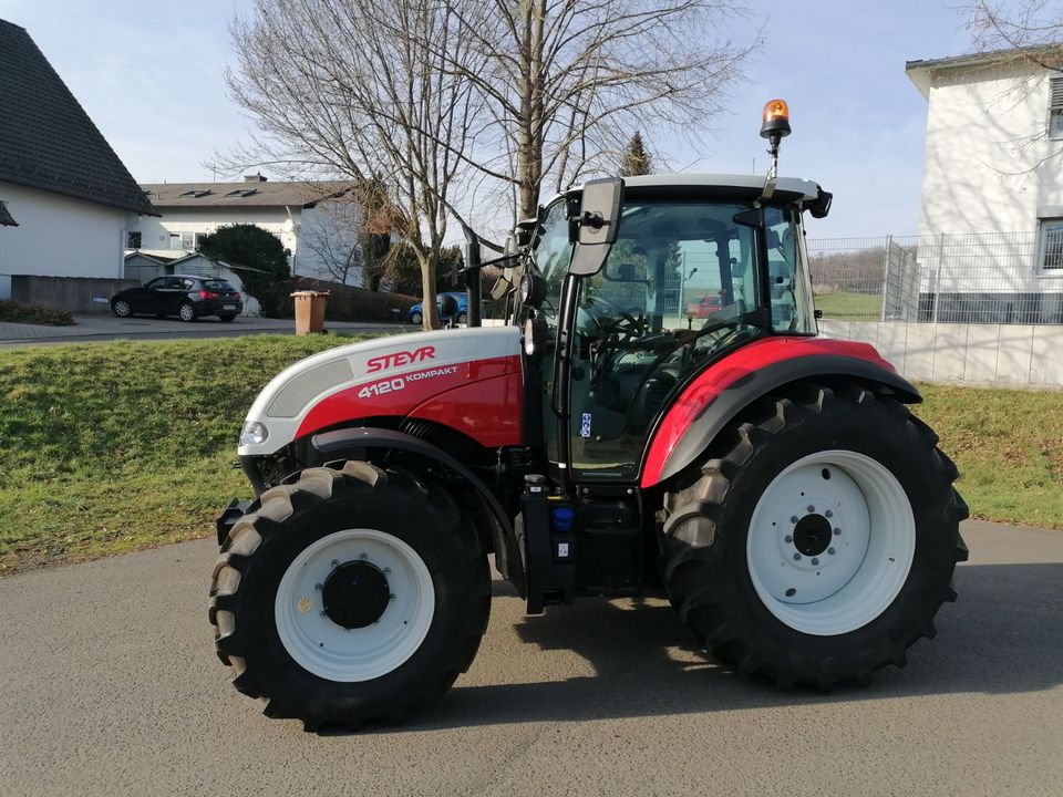 Steyr Kompakt 4120 HiLo in Hessen - Nidda, Gebrauchte Agrarfahrzeuge  kaufen