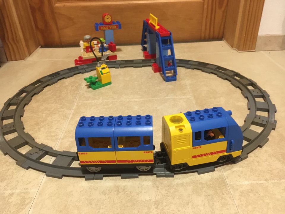 Lego Duplo Eisenbahn 5608 elektrisch in Werdau