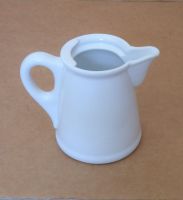 Alte Porzellan Kaffeekanne Kanne weiß, ohne Deckel Dachbodenfund Nordrhein-Westfalen - Ennepetal Vorschau