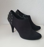 Schicke High Heels mit Nieten Berlin - Reinickendorf Vorschau