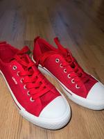 Levi's Damenschuhe Farbe Rot - Größe 36 Sachsen-Anhalt - Teutschenthal Vorschau